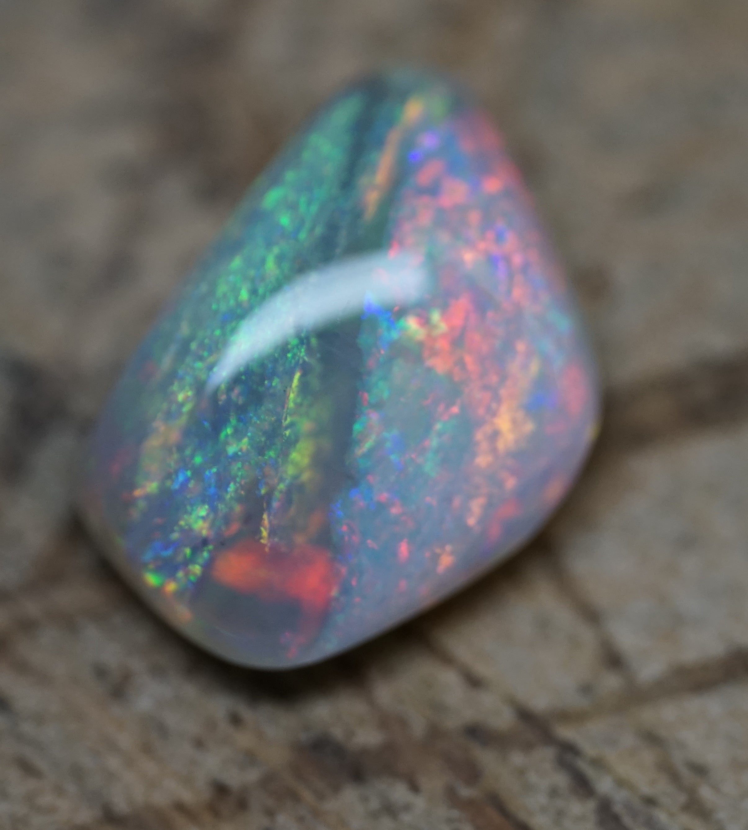 Bi-Colour Mintabie Freeform. 0006