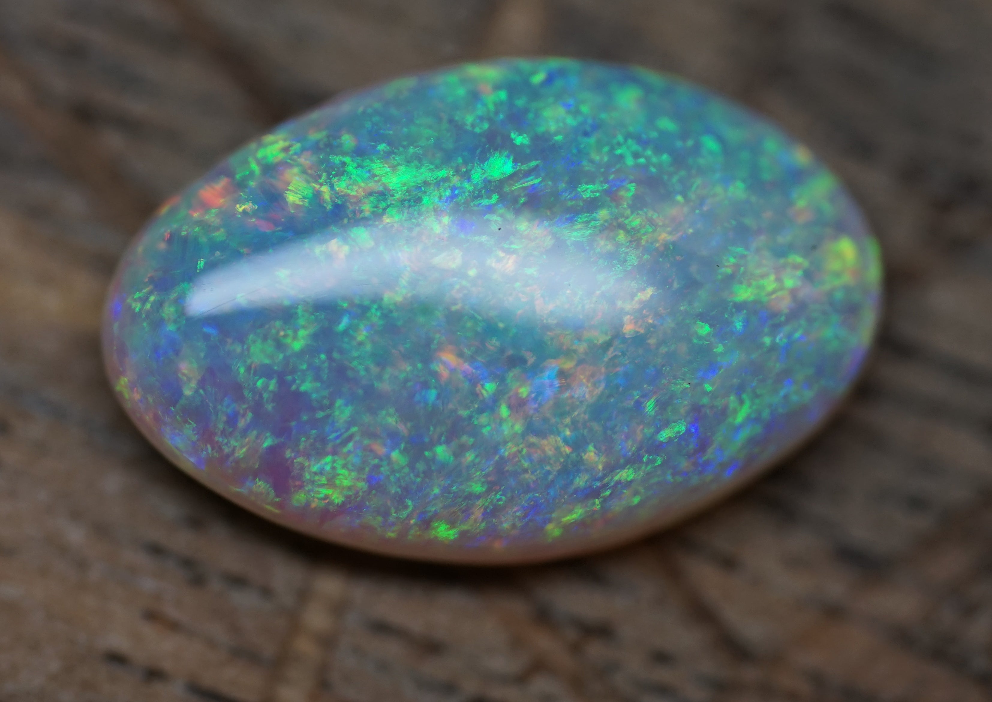 Coober Pedy Oval - 3.9 Carats. 0026