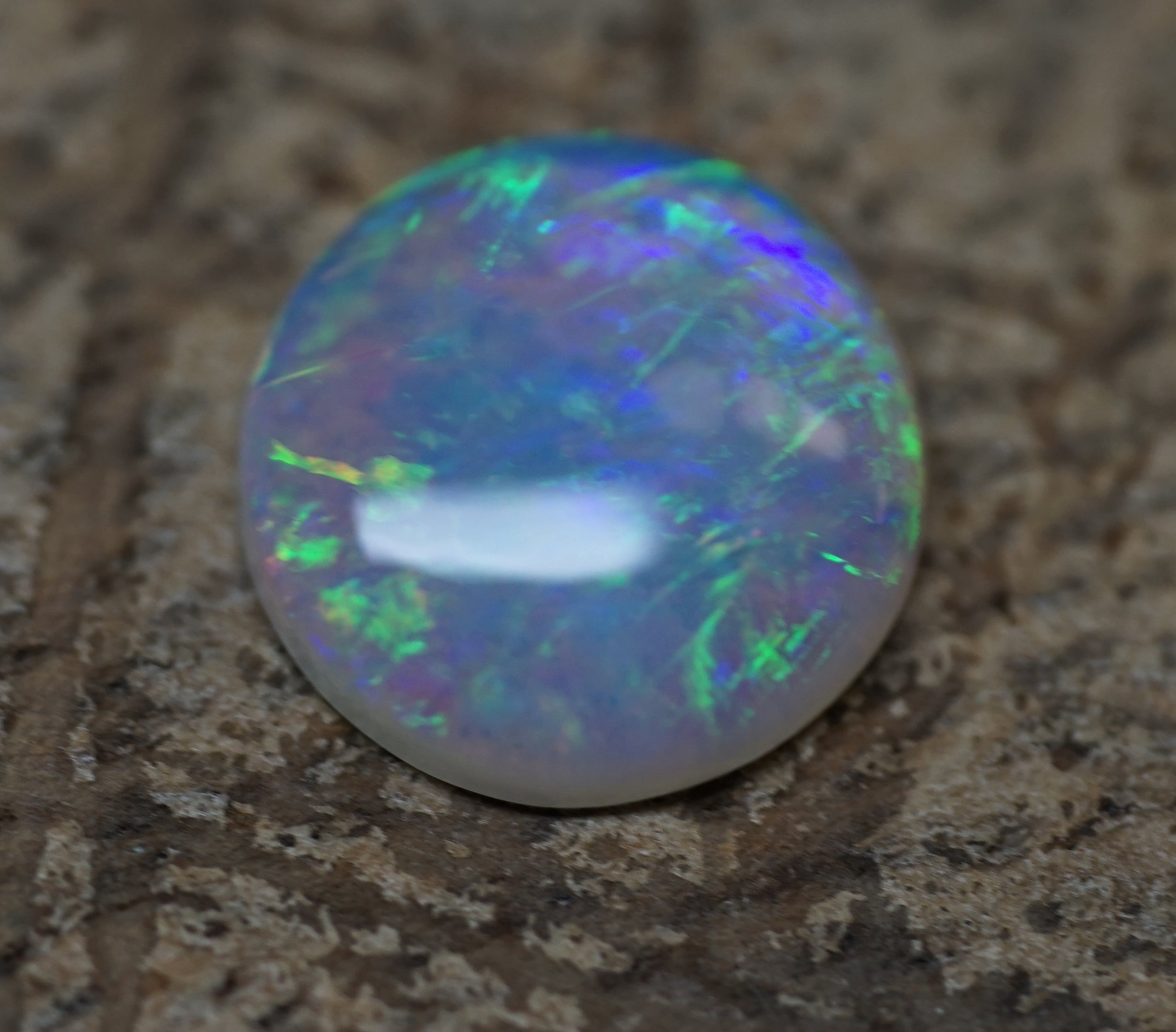 Cross Hatch/Chinese Writing Pattern Ringstone - 1.1 Carats. 0029