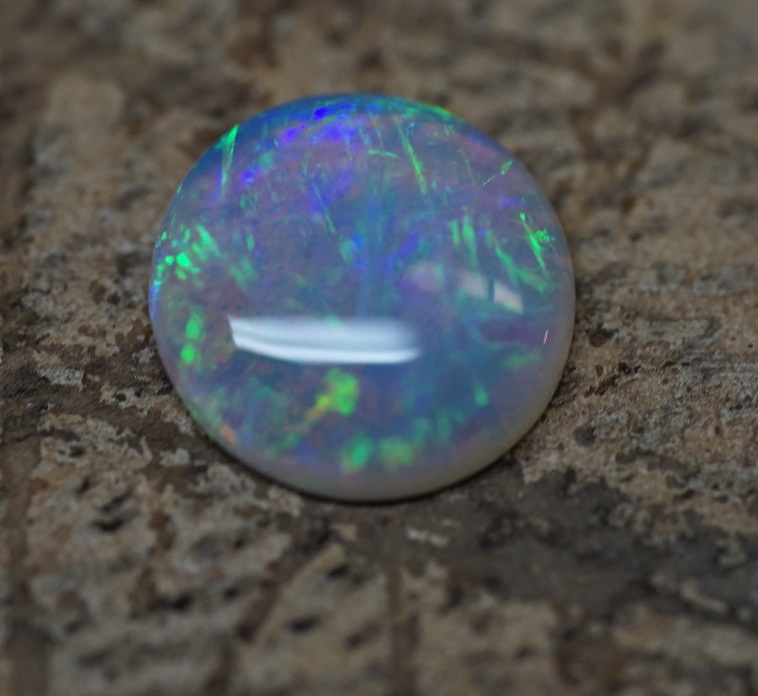 Cross Hatch/Chinese Writing Pattern Ringstone - 1.1 Carats. 0029
