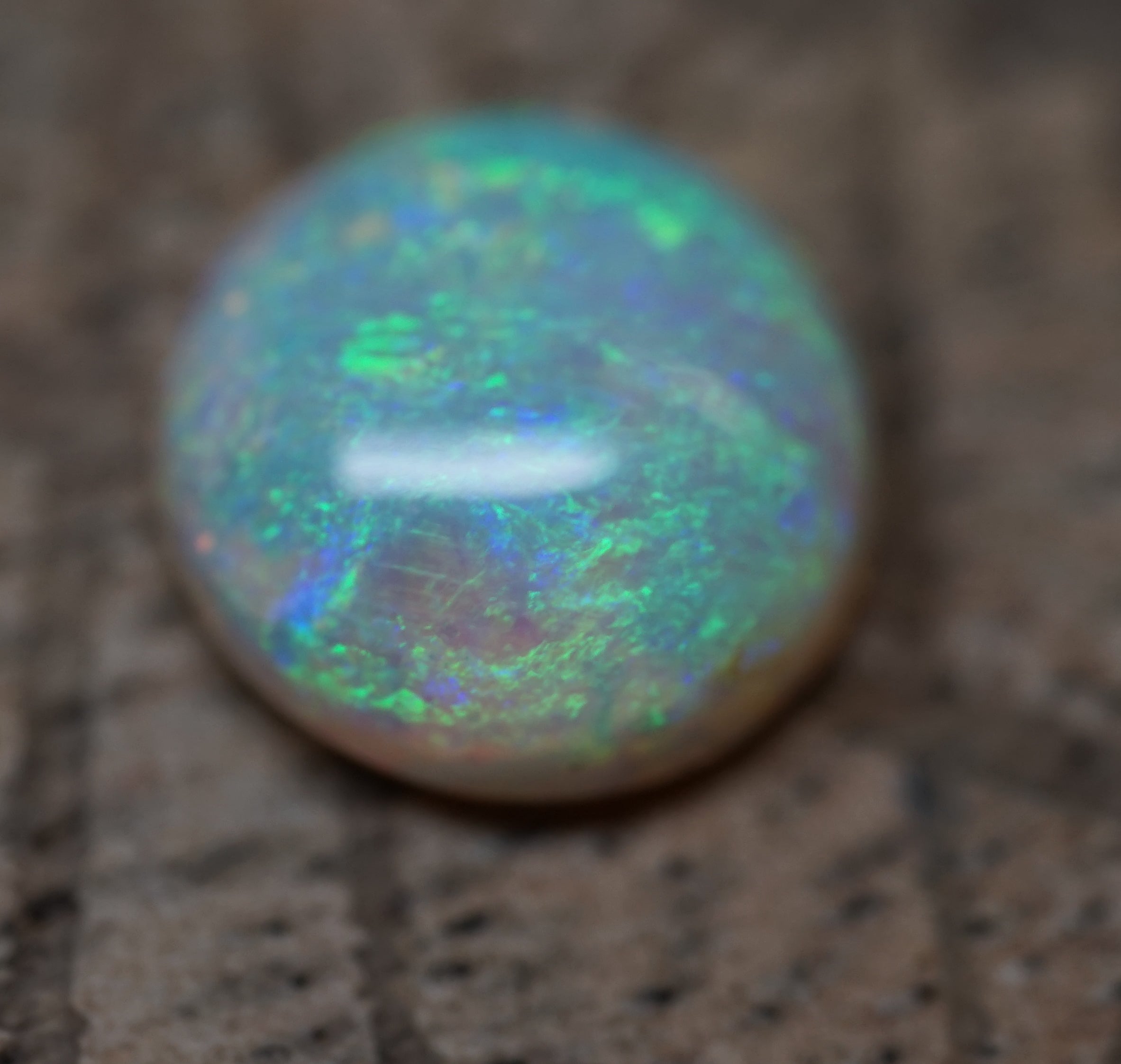 High Dome Ringstone - Coober Pedy Crystal Opal - 2.1 Carats. 0038