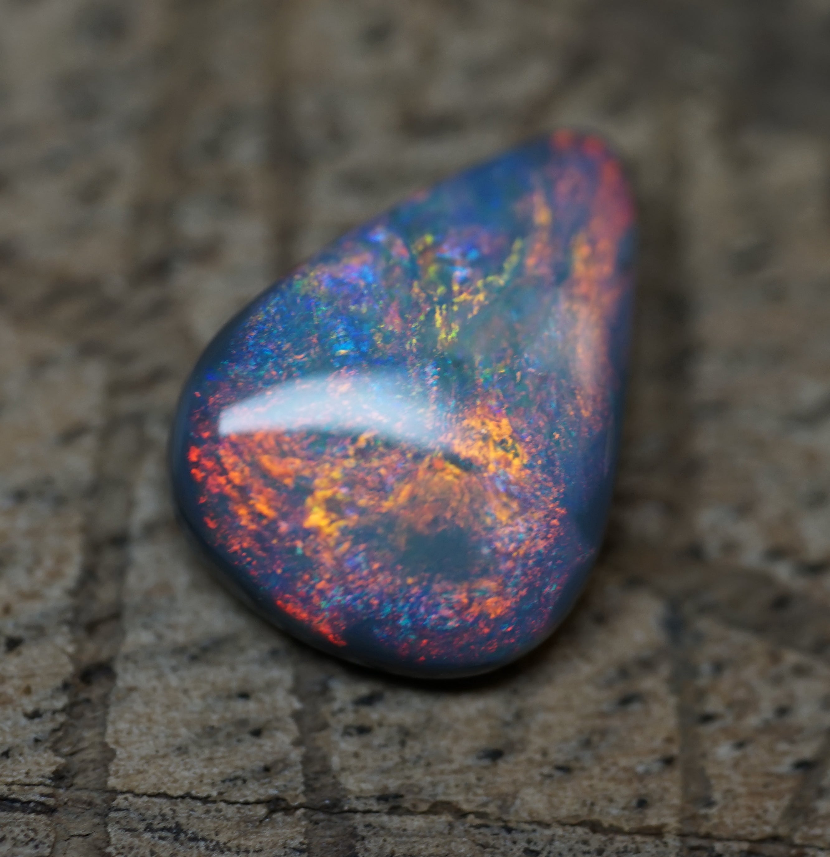 Lightning Ridge Black Opal - 1.8 Carats. 0053