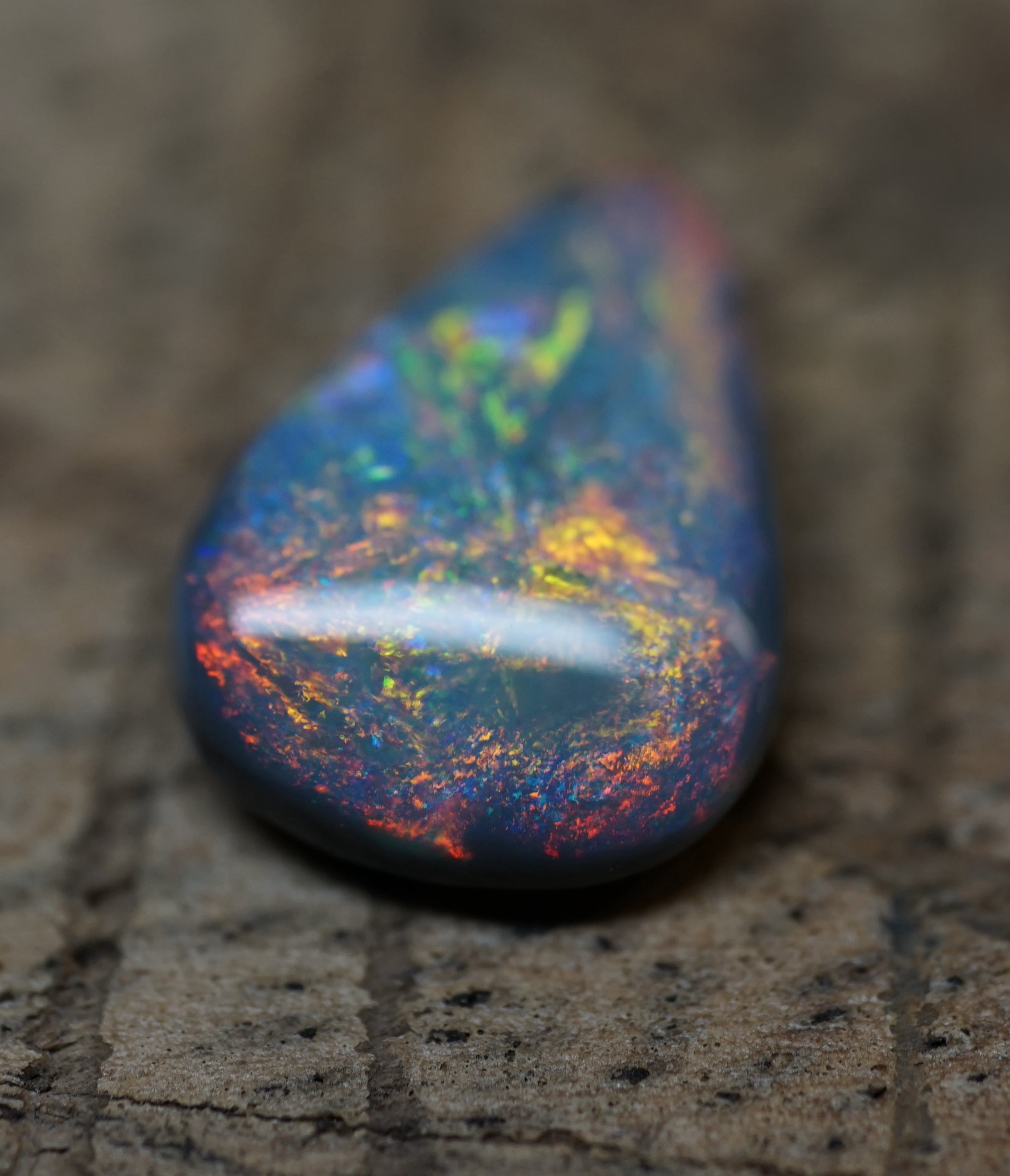 Lightning Ridge Black Opal - 1.8 Carats. 0053
