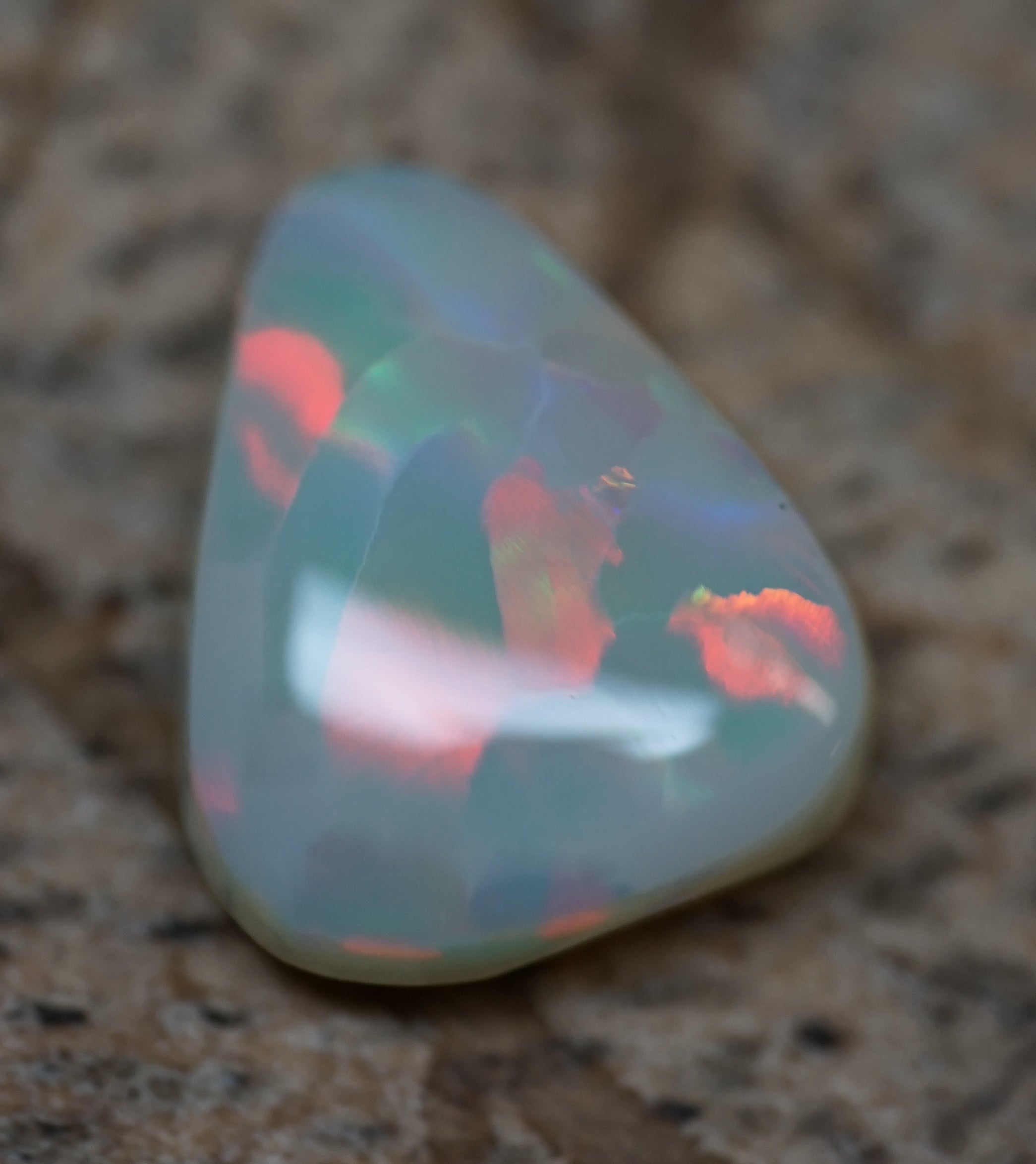 Lightning Ridge Rare Pattern - 1.8 Carats. 0057