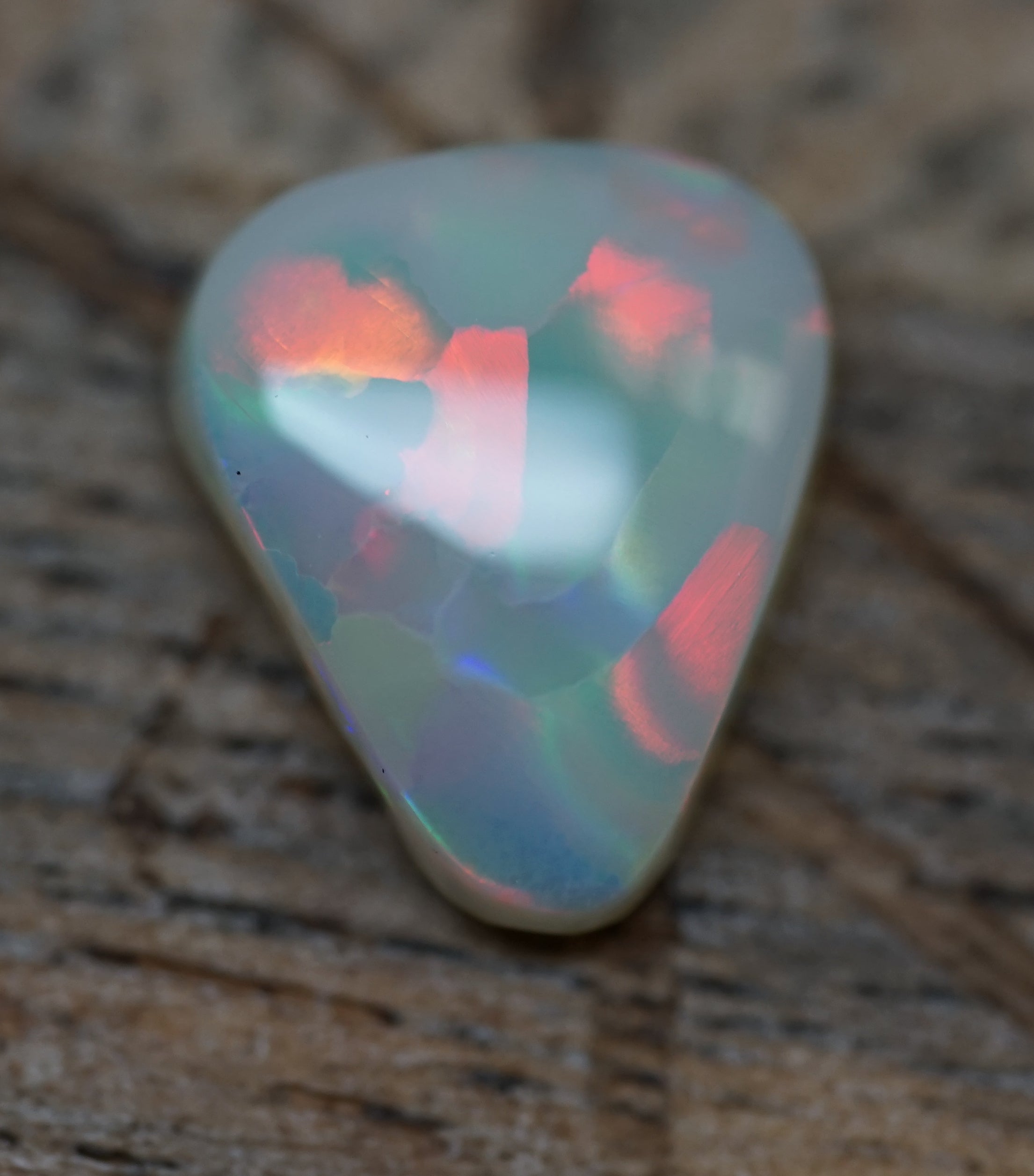 Lightning Ridge Rare Pattern - 1.8 Carats. 0057