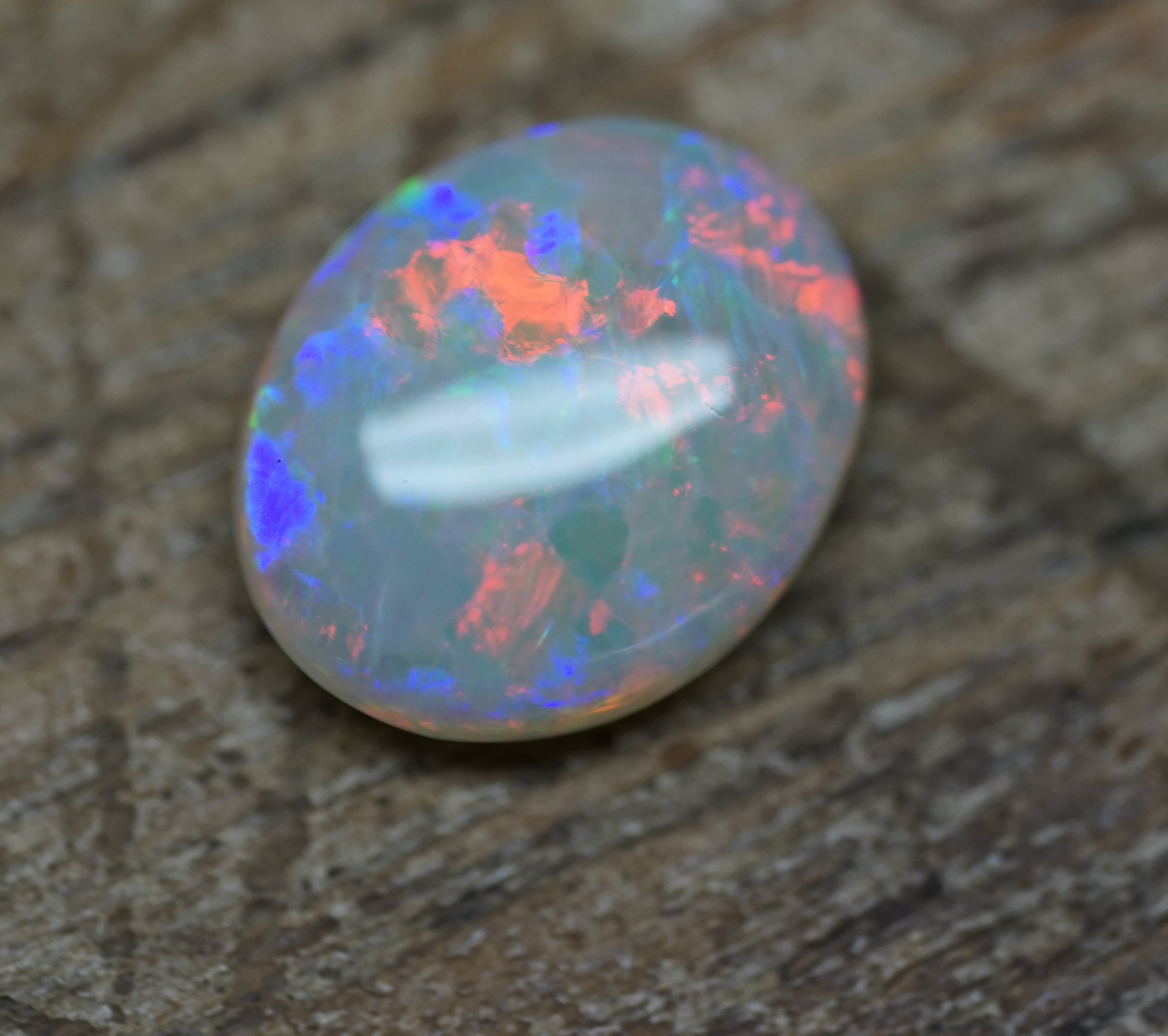 Olympic Red Crystal Opal Ringstone - 1.4 Carats. 0081