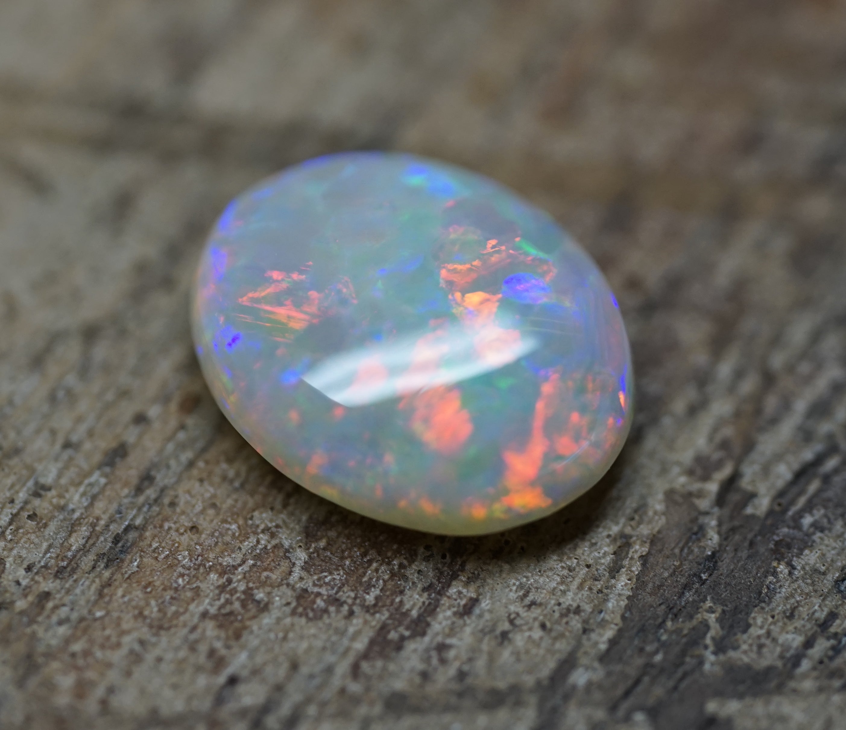 Olympic Red Crystal Opal Ringstone - 1.4 Carats. 0081