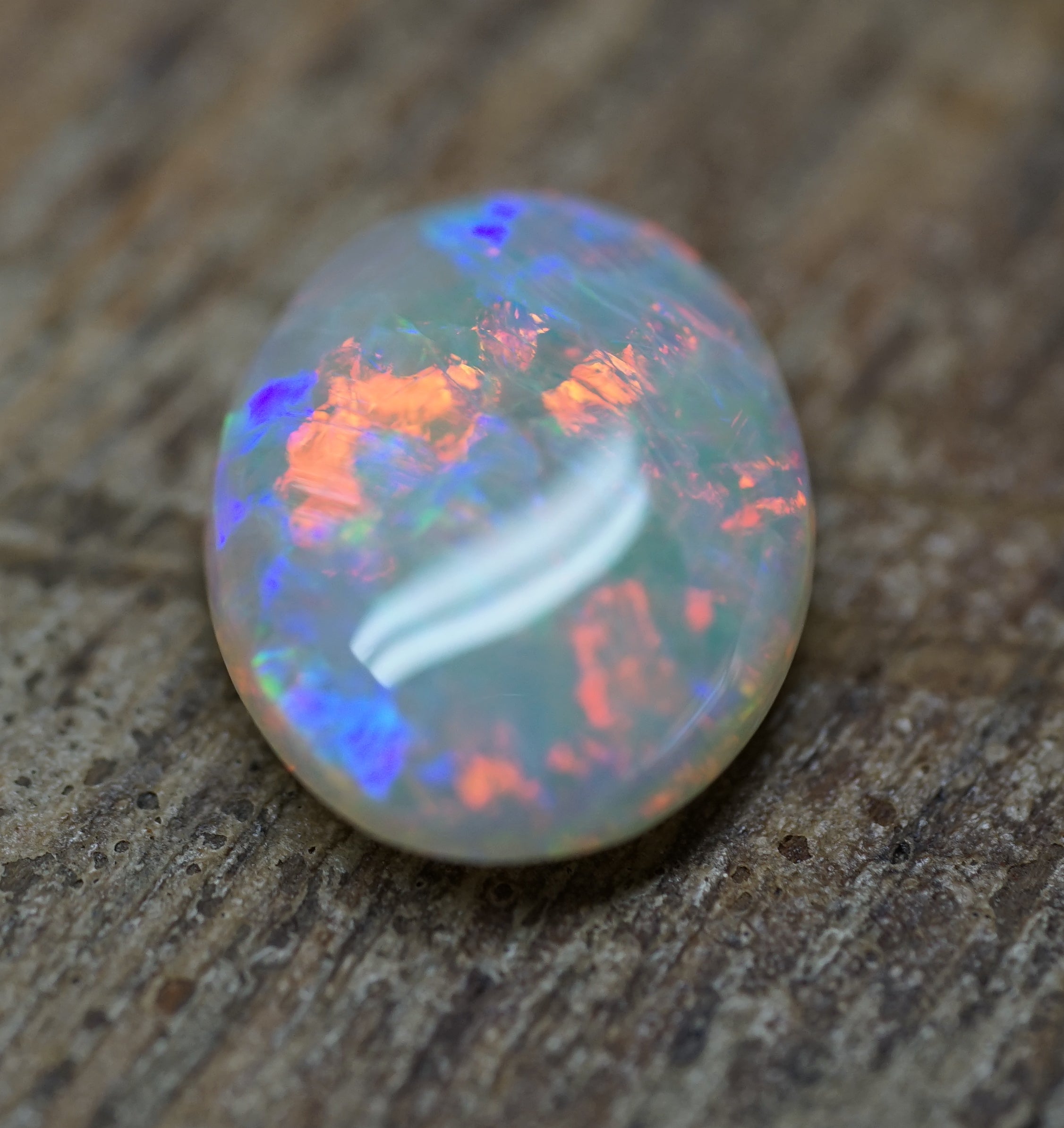Olympic Red Crystal Opal Ringstone - 1.4 Carats. 0081