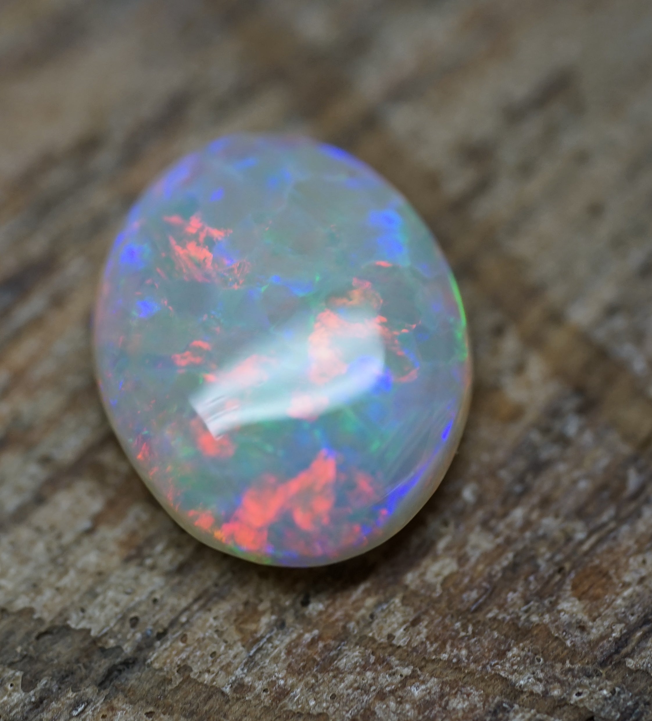 Olympic Red Crystal Opal Ringstone - 1.4 Carats. 0081