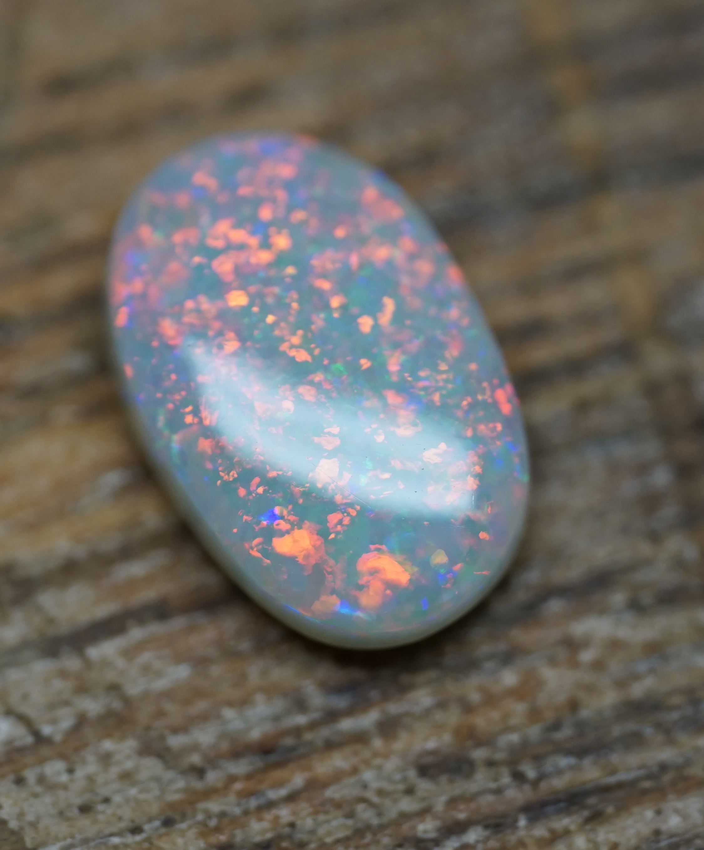 Coober Pedy Bright Orange Pinfire Pattern - 1.5 Carats. 0015