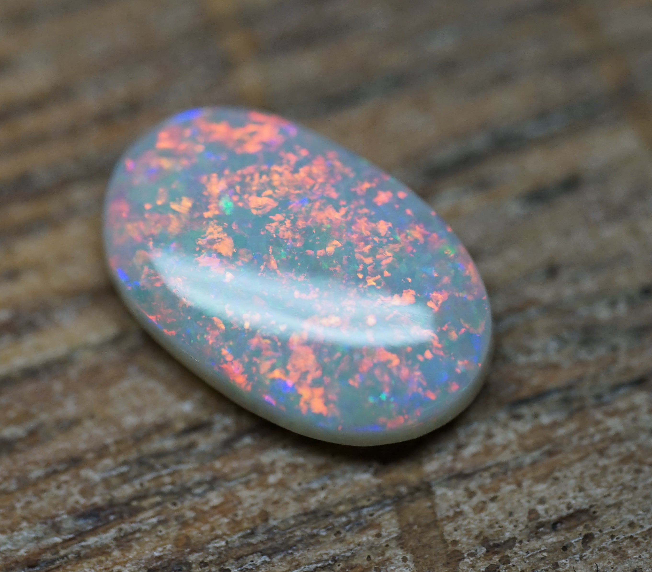 Coober Pedy Bright Orange Pinfire Pattern - 1.5 Carats. 0015