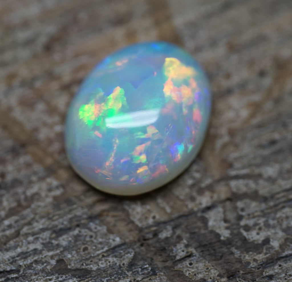 Coober Pedy Bright Ring Stone - 1.4 Carats. 0016