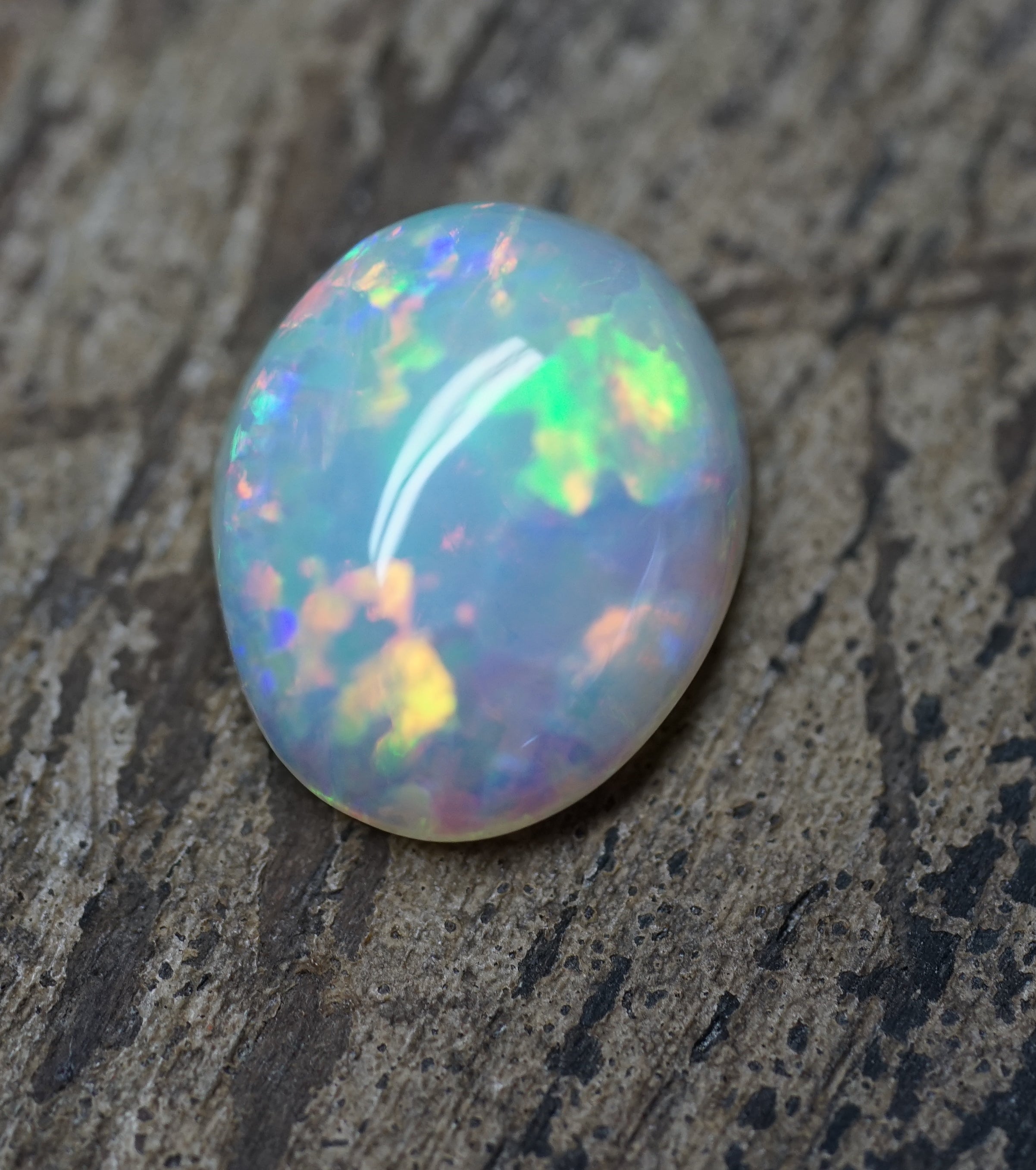 Coober Pedy Bright Ring Stone - 1.4 Carats. 0016