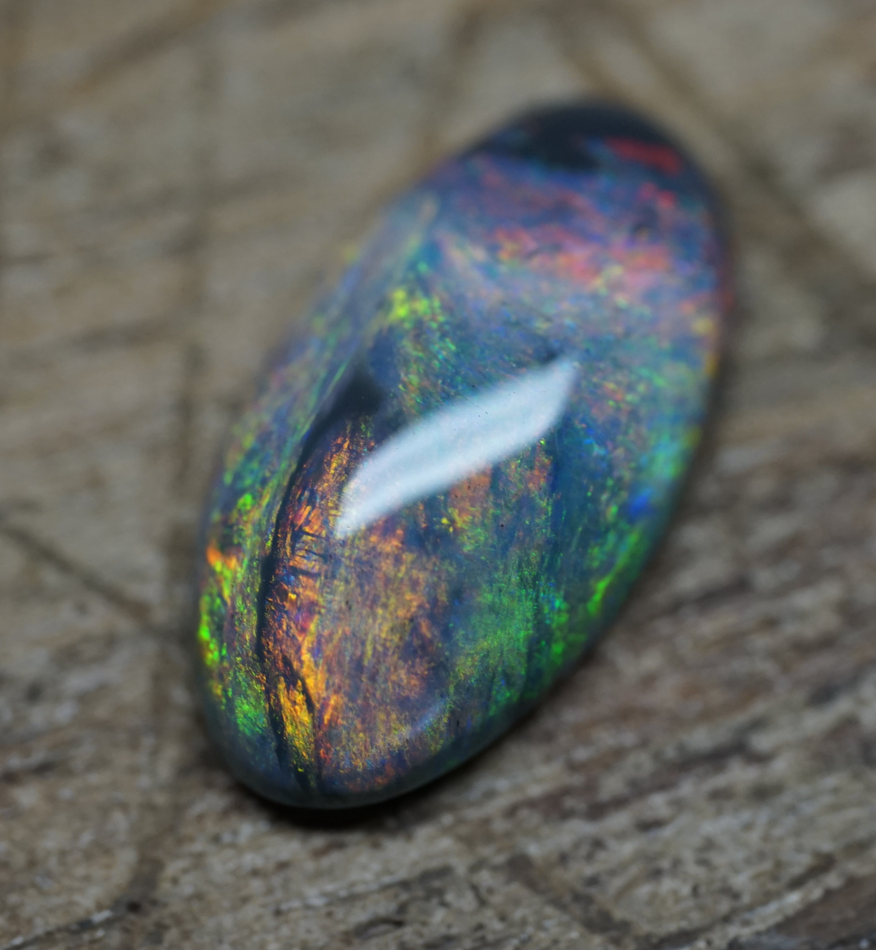 Lightning Ridge Black Opal - 3.1 Carats. 0054