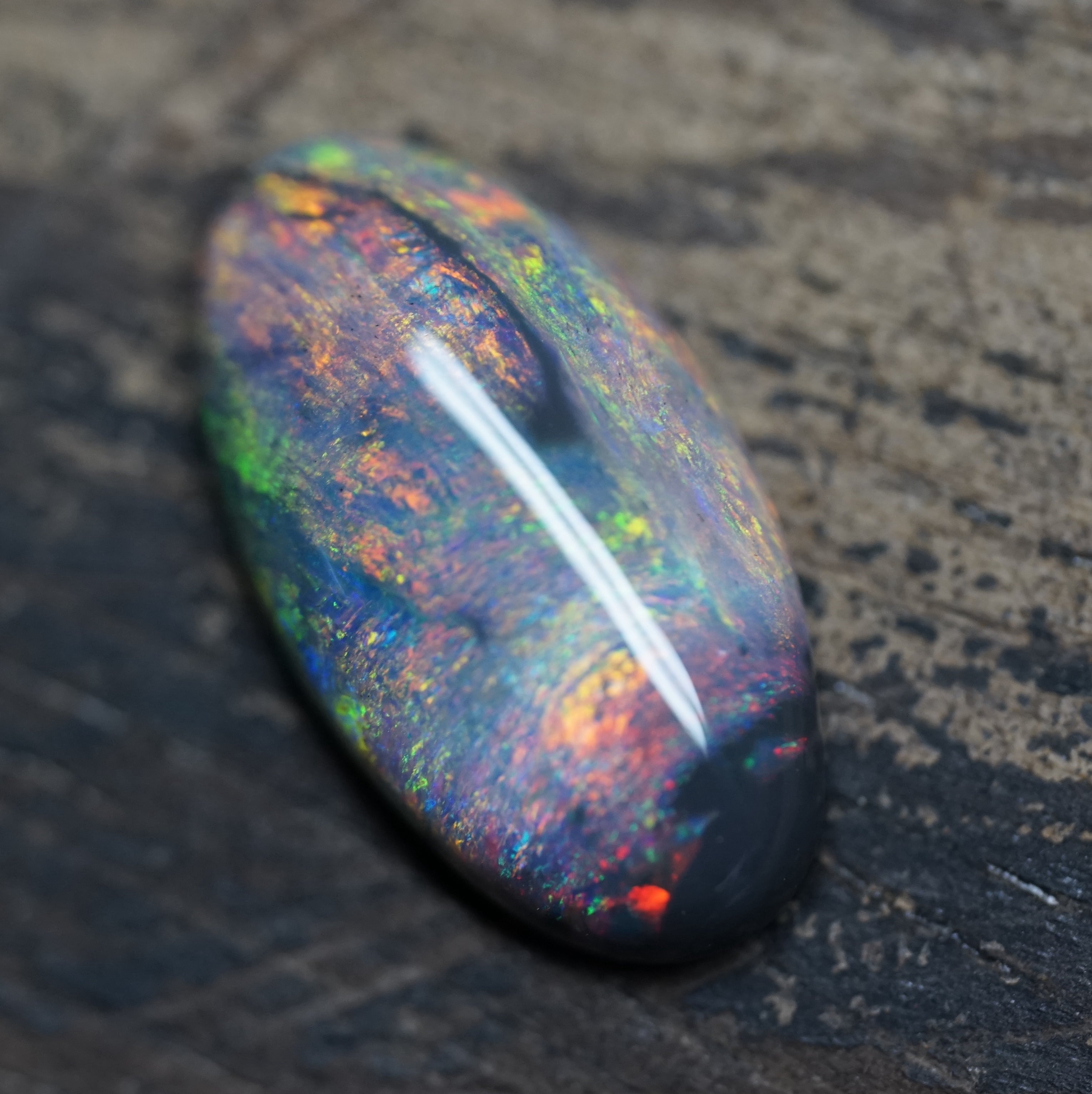 Lightning Ridge Black Opal - 3.1 Carats. 0054