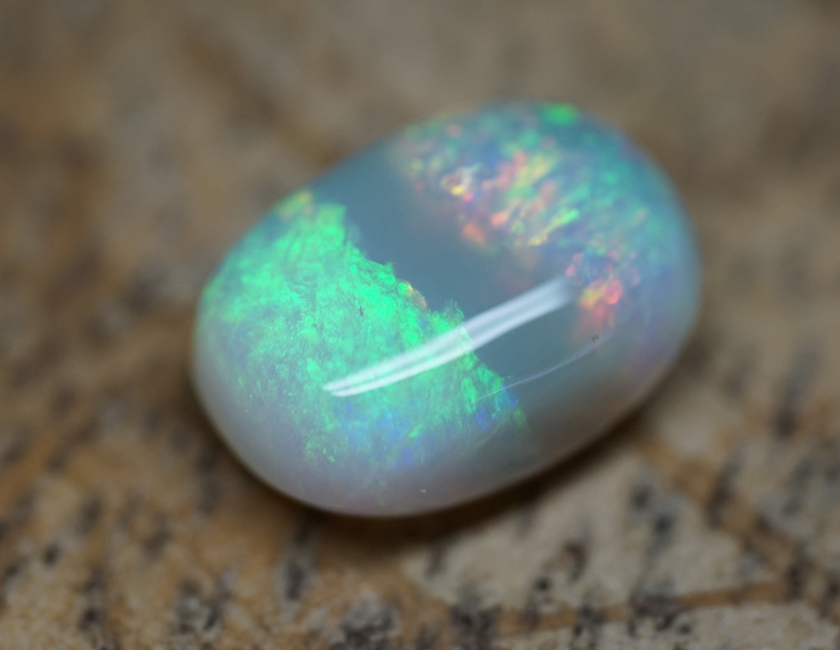 Lambina High Dome Ringstone - Double Sided - 2.6 Carats. 0048