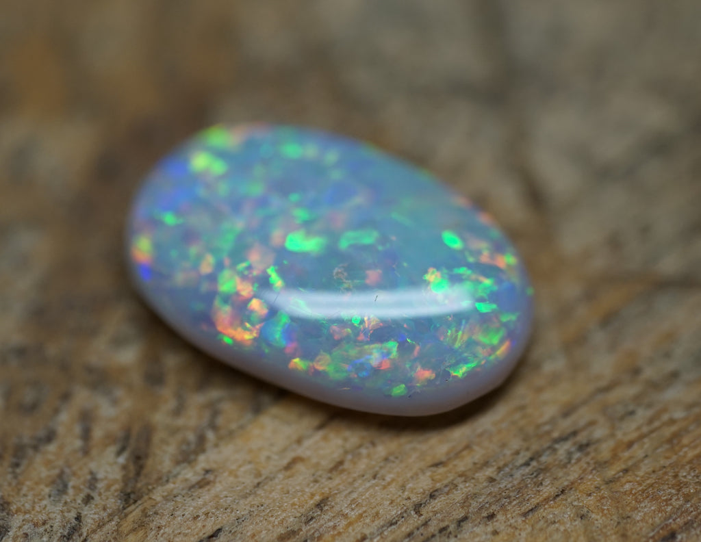 Coober Pedy Bright Blocky Pattern - 2.5 Carats. 0014