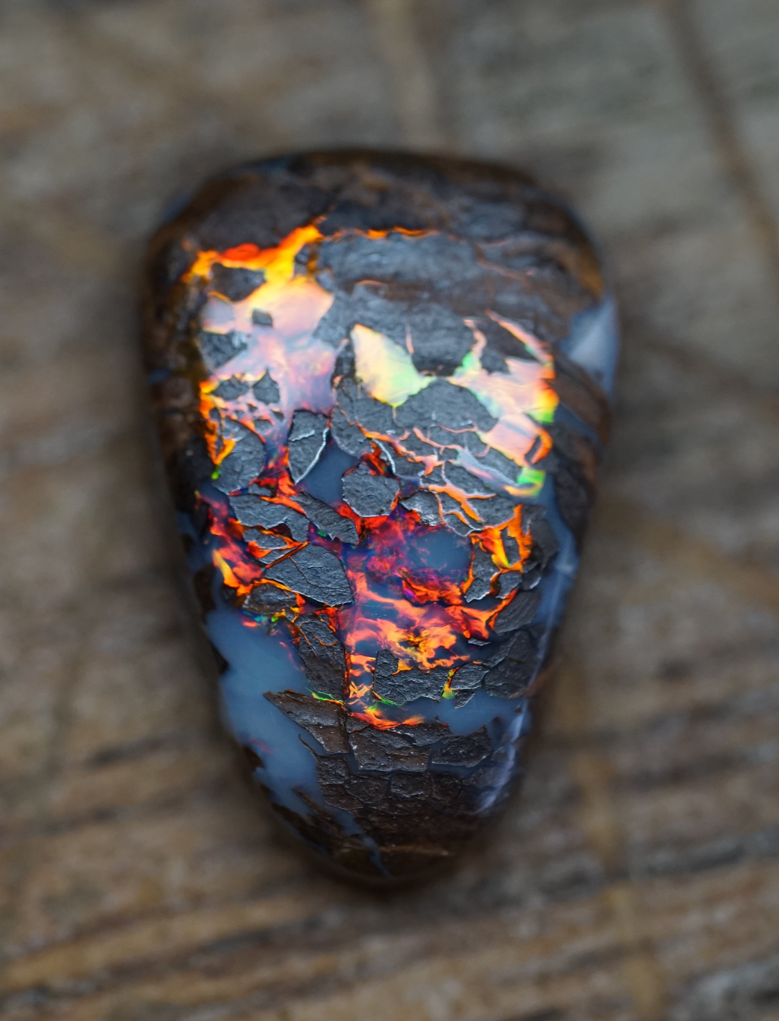 Boulder lava Pendant Stone - 5.3 Carats. 0009