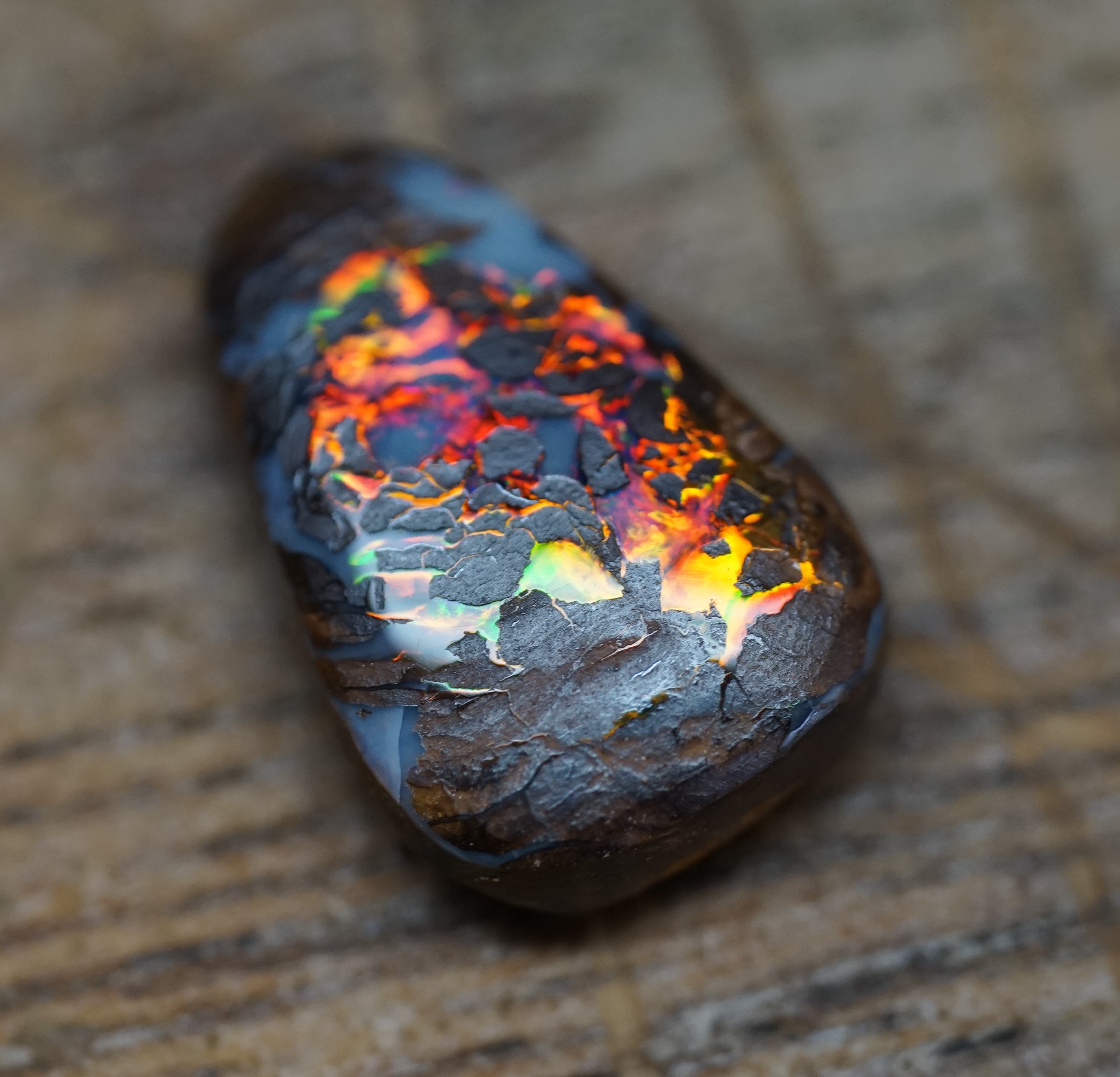Boulder lava Pendant Stone - 5.3 Carats. 0009