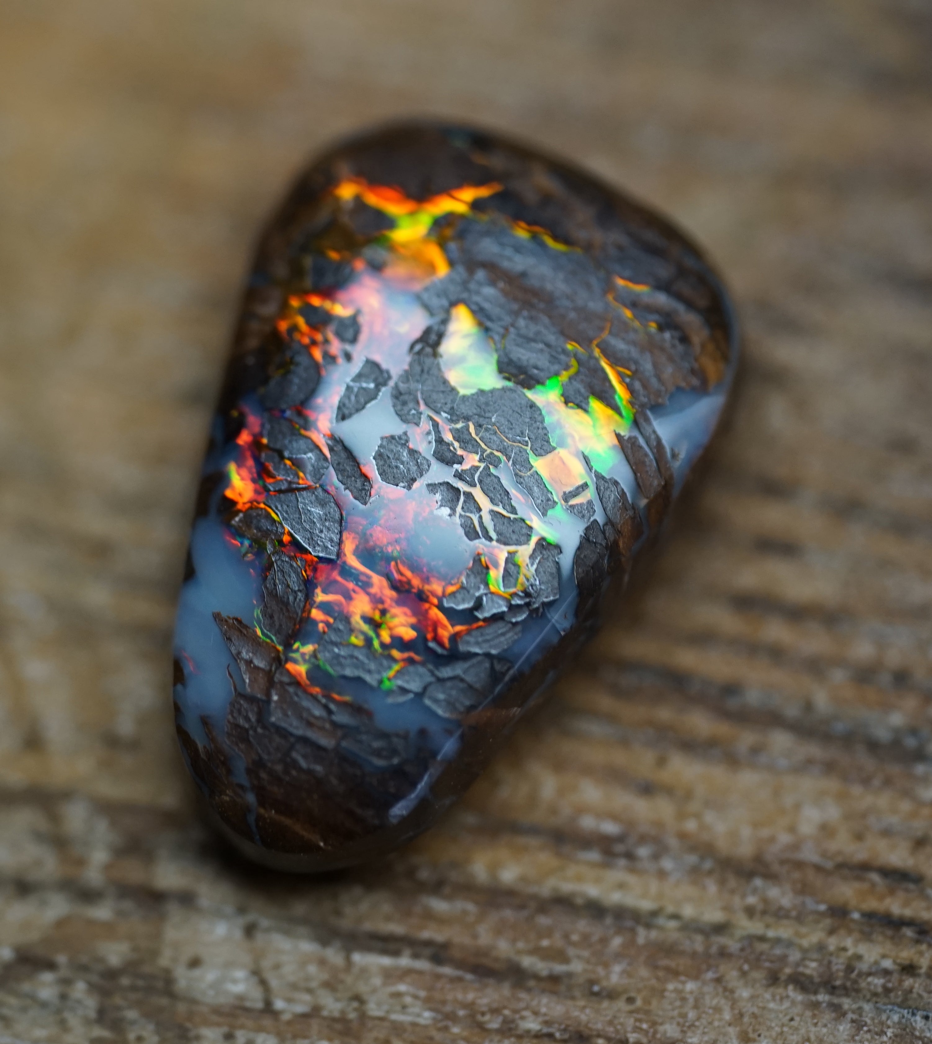 Boulder lava Pendant Stone - 5.3 Carats. 0009