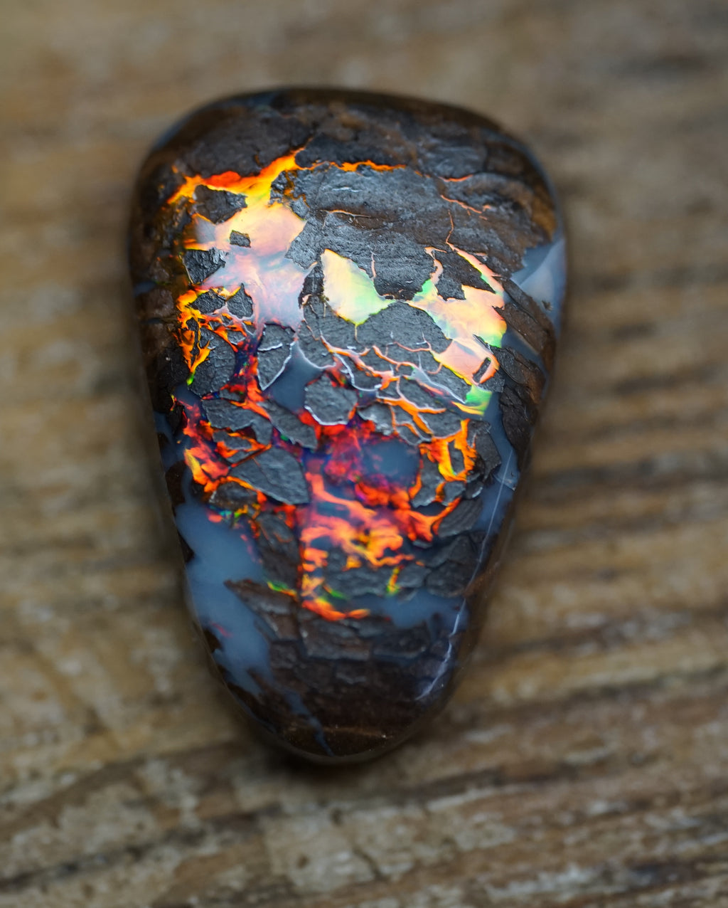 Boulder lava Pendant Stone - 5.3 Carats. 0009