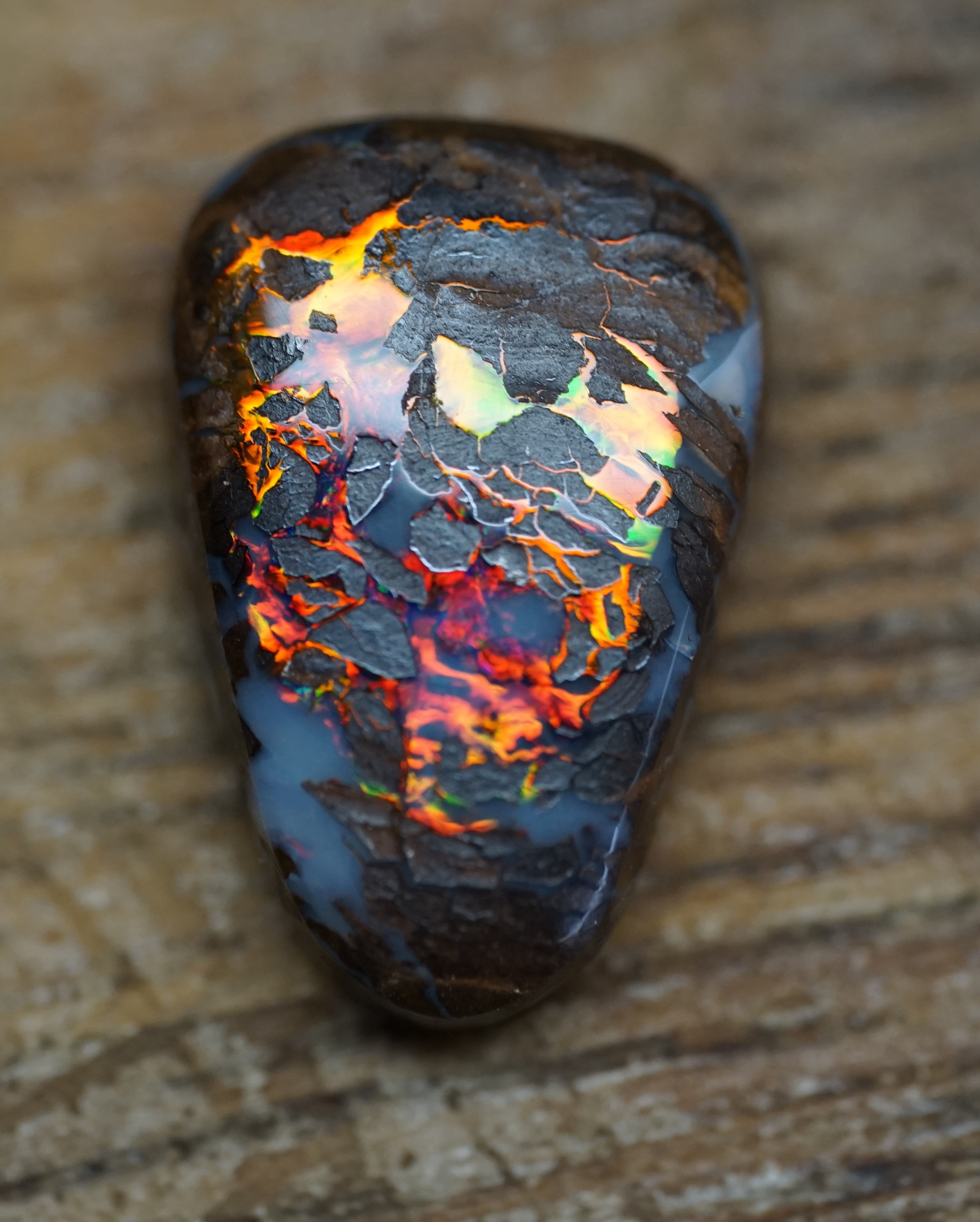 Boulder lava Pendant Stone - 5.3 Carats. 0009